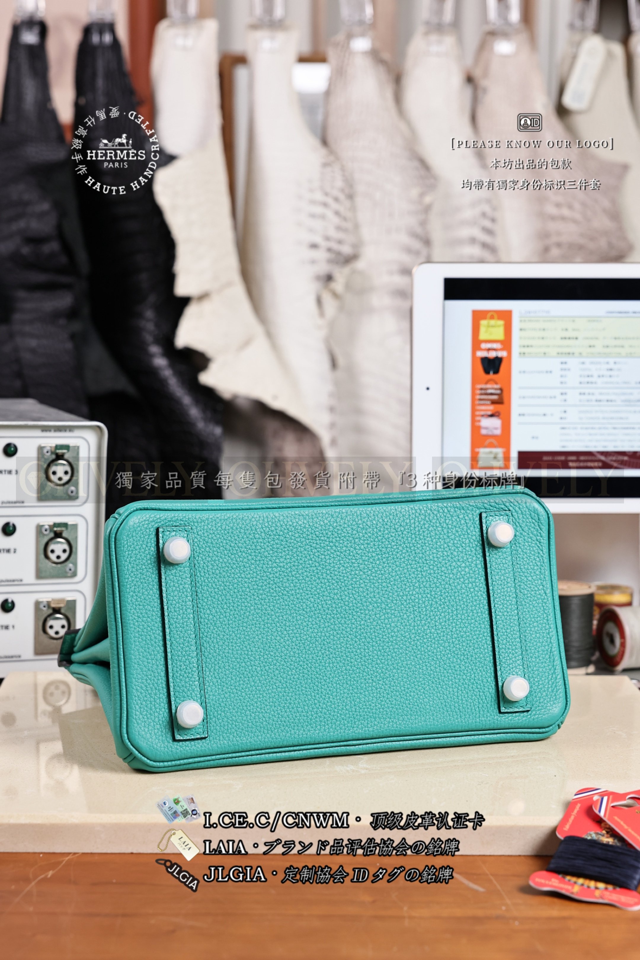Hermès 𝚃𝚘𝚞𝚌𝚑 Birkin 𝟸𝟻 𝚅𝚎𝚛𝚝 𝚅𝚎𝚛𝚘𝚗𝚎 은장 상품 썸네일