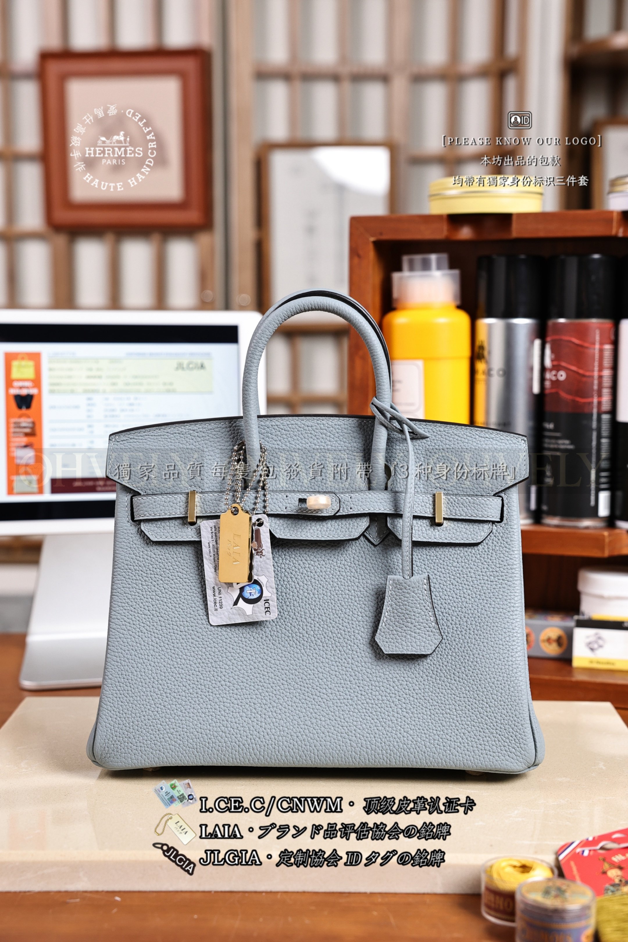 Hermès BIRKIN 𝟸𝟻 𝙱𝚕𝚞𝚎 𝙿𝚊𝚕𝚎 금장 상품 썸네일