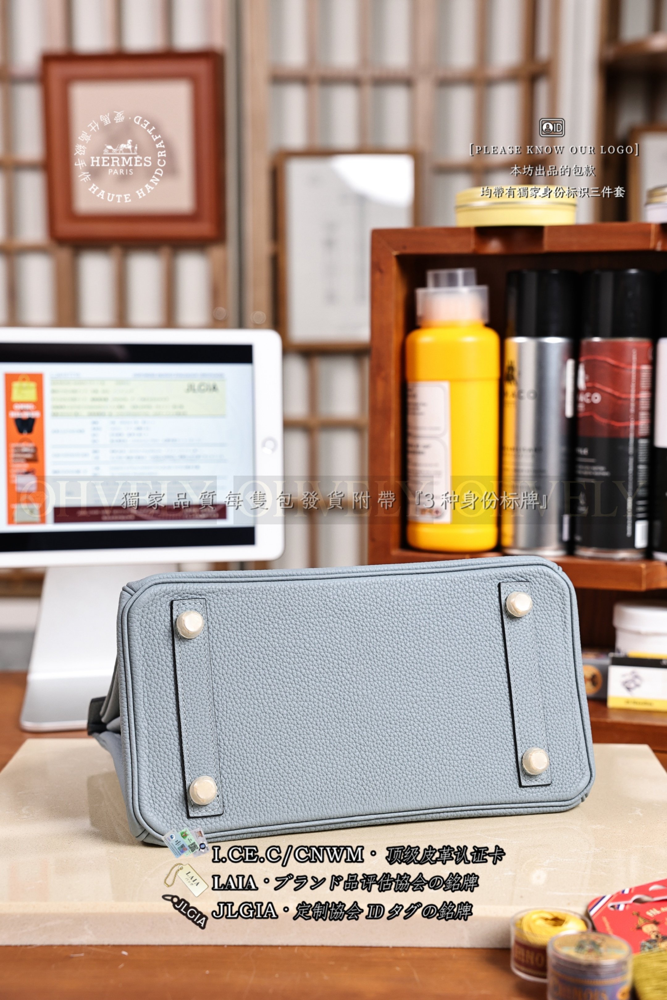 Hermès BIRKIN 𝟸𝟻 𝙱𝚕𝚞𝚎 𝙿𝚊𝚕𝚎 금장 상품 썸네일