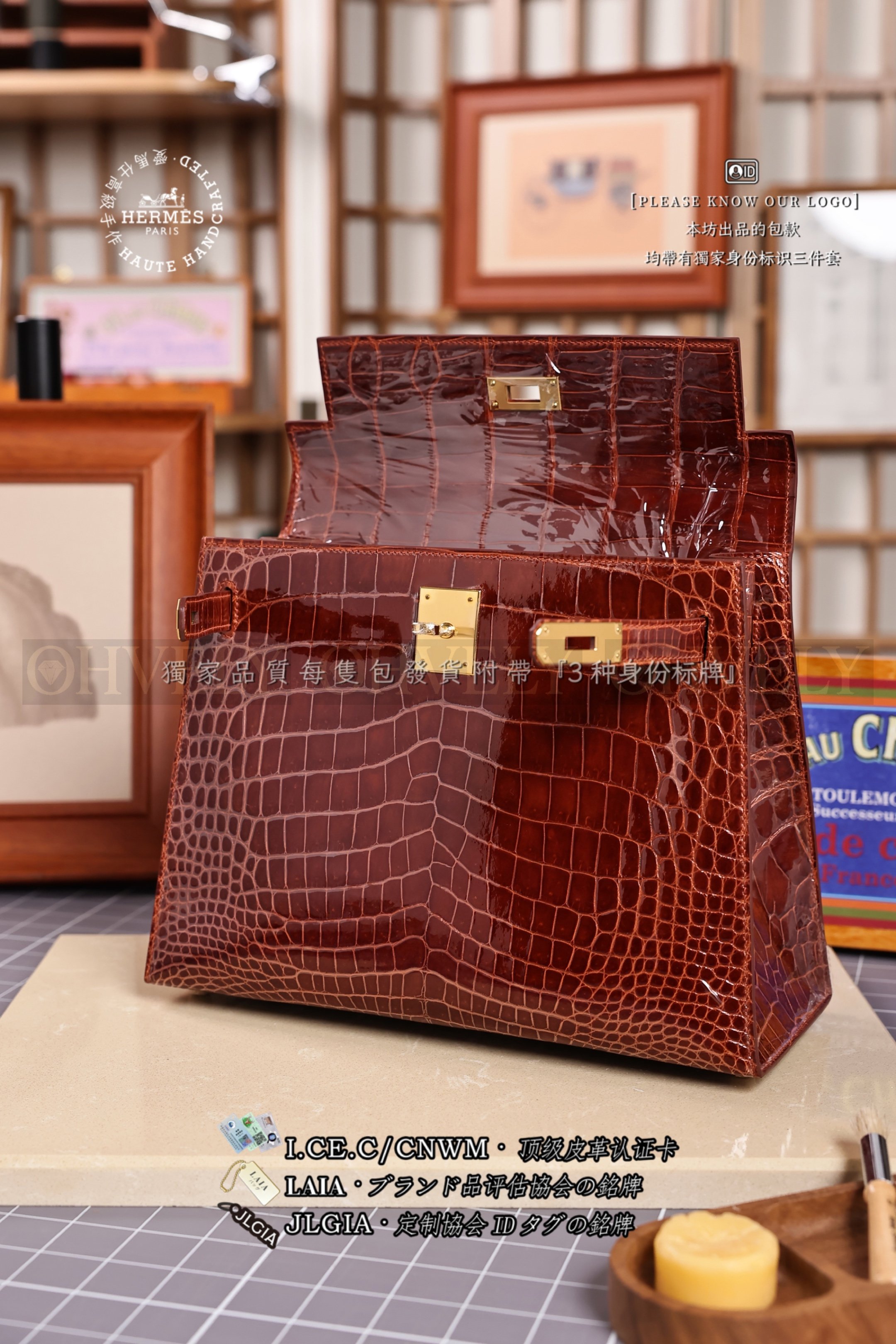 Hermès Kelly 𝟸𝟾 𝙼𝚒𝚎𝚕 𝙿𝚘𝚛𝚘𝚜𝚞𝚜 금장 상품 썸네일