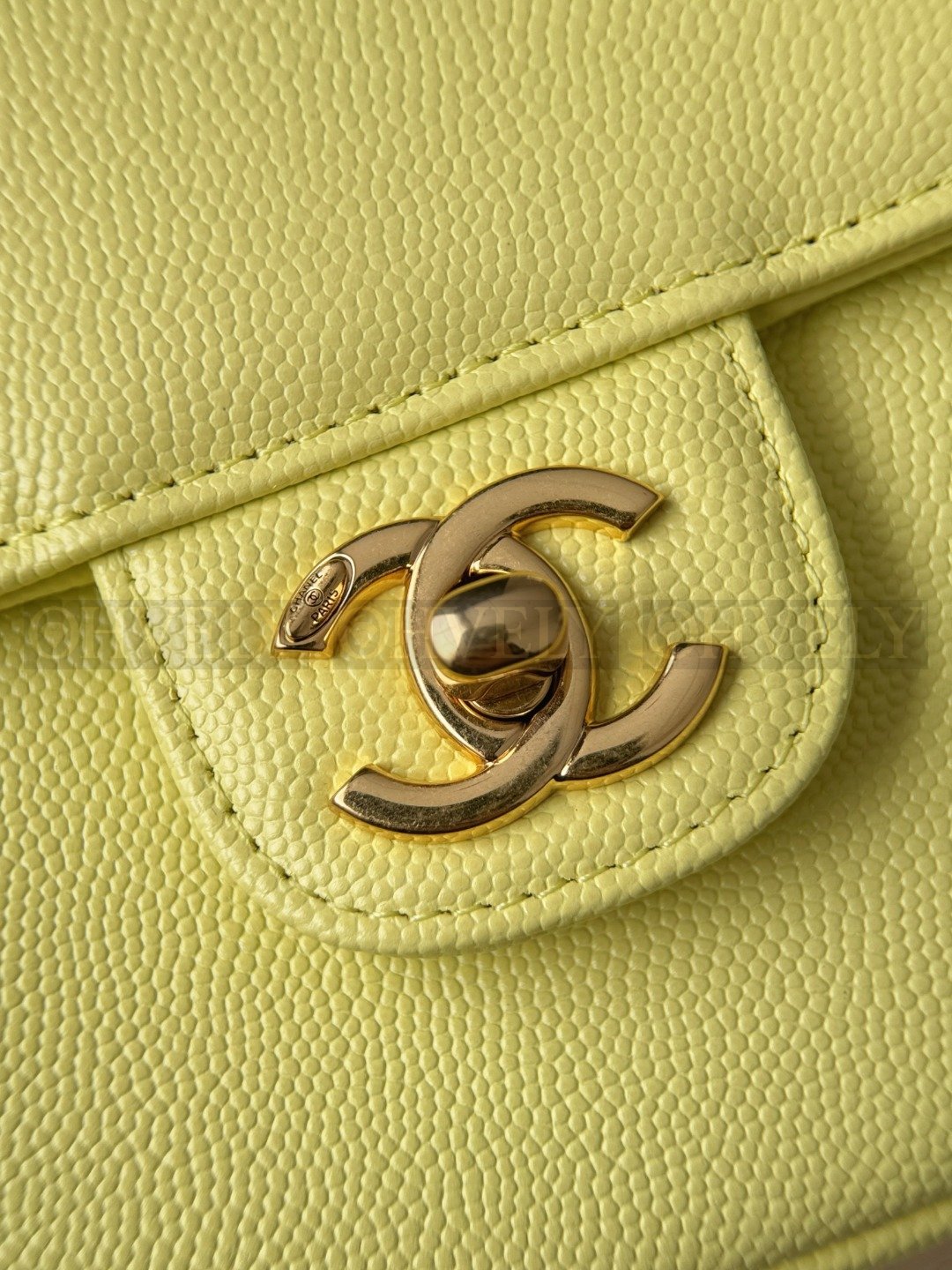 Chanel 스몰 플랩백 제니백 2026 옐로우 상품 썸네일