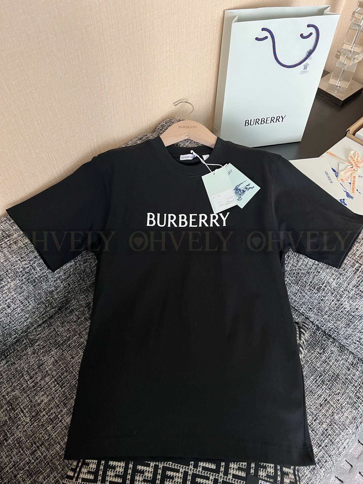 【 ZP버전 】BURBERRY 버버리 로고 프린트 코튼 티셔츠 상품 썸네일