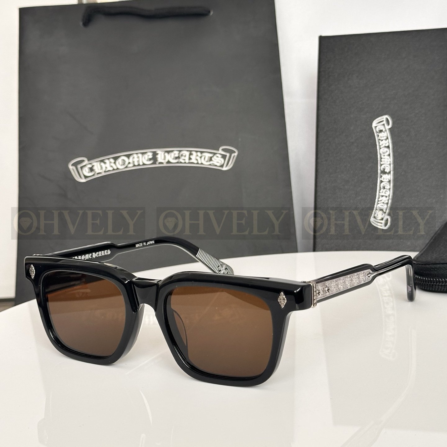 CHROME HEARTS  크롬하츠 엠비딕스트로우스 선글라스 상품 썸네일