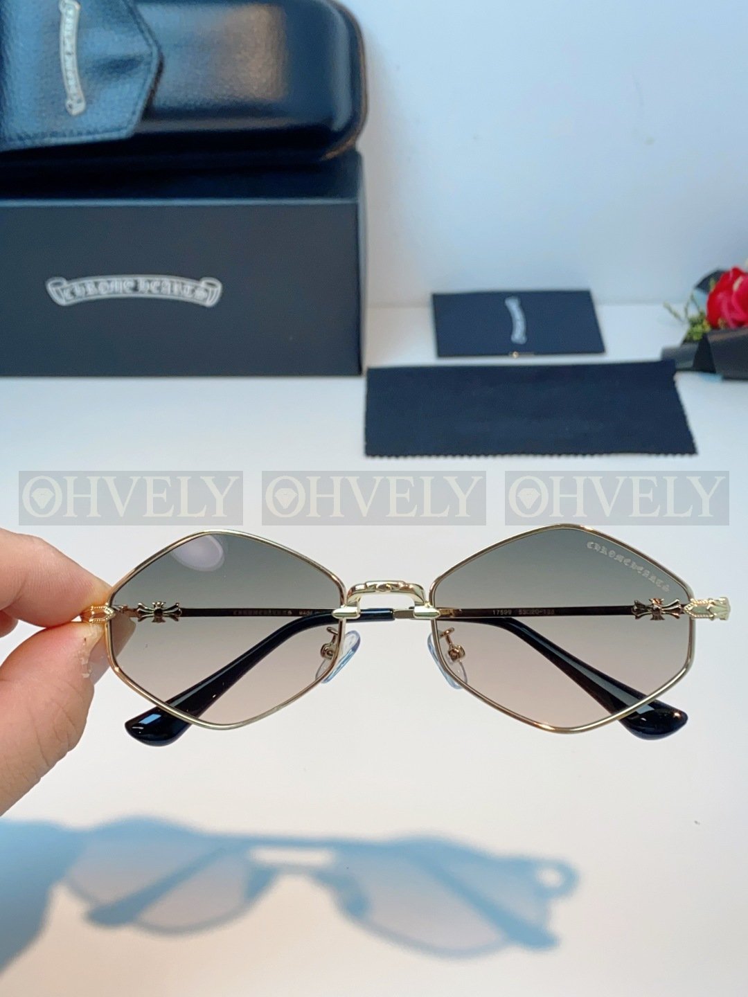 CHROME HEARTS  크롬하츠 다이아몬드 독 선글라스 상품 썸네일