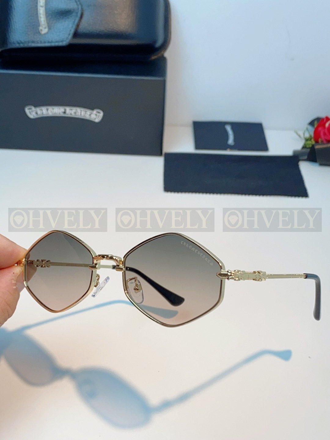 CHROME HEARTS  크롬하츠 다이아몬드 독 선글라스 상품 썸네일