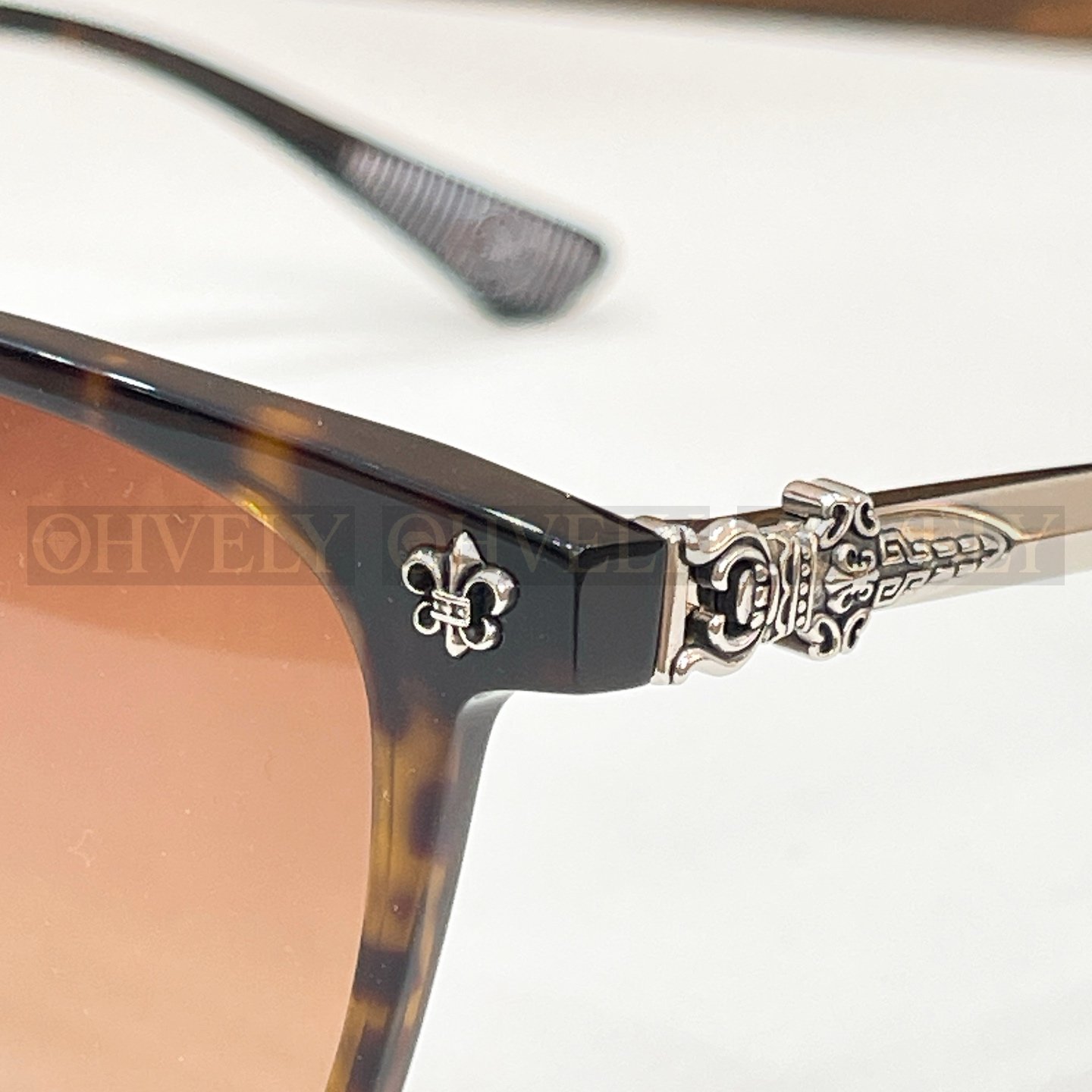 CHROME HEARTS  크롬하츠 브라가일 선글라스 상품 썸네일