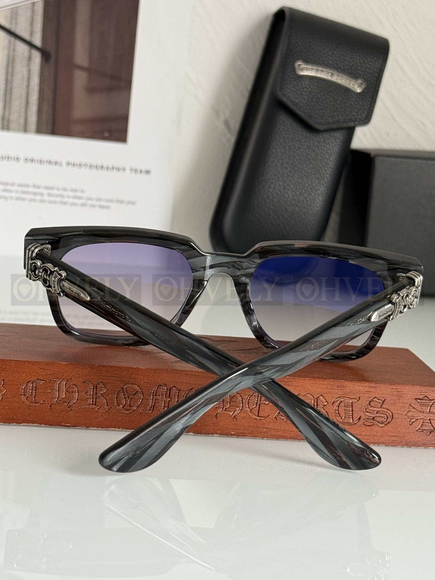CHROME HEARTS  크롬하츠컨 볼루티드 선글라스 상품 썸네일