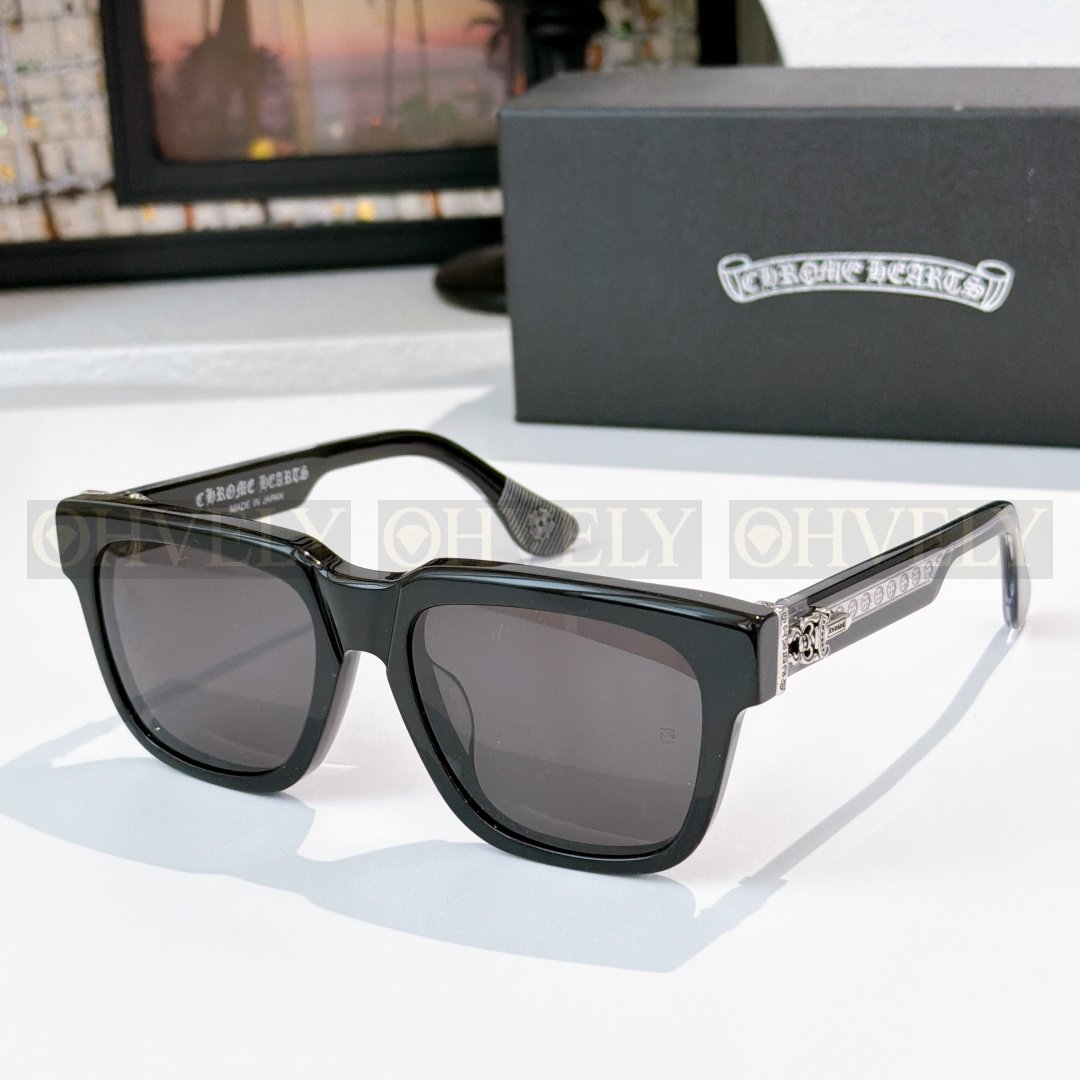 CHROME HEARTS  크롬하츠 박스 오피서 선글라스
