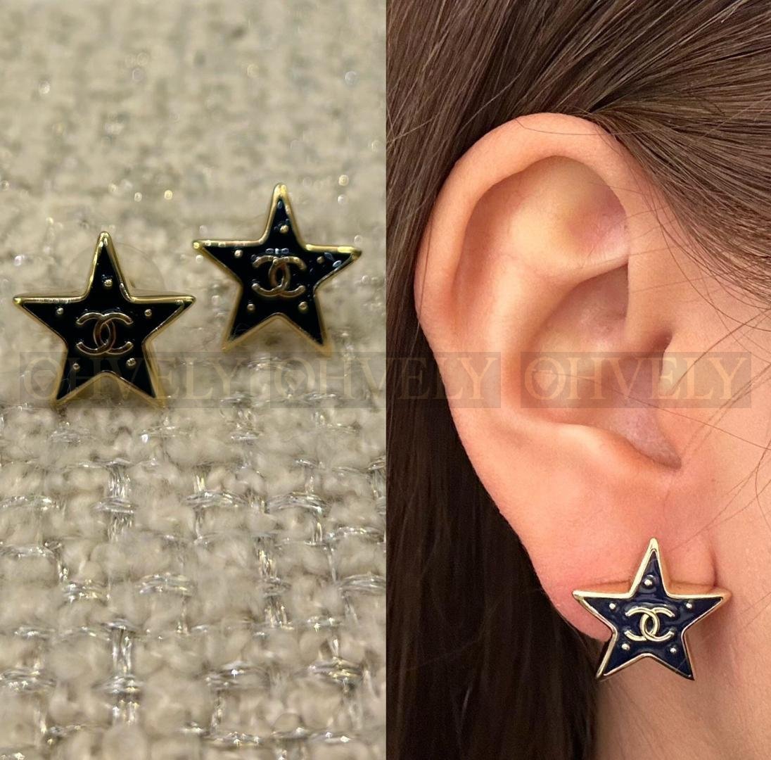 샤넬 CHANEL 골드 스타 스터드 이어링 상품 썸네일