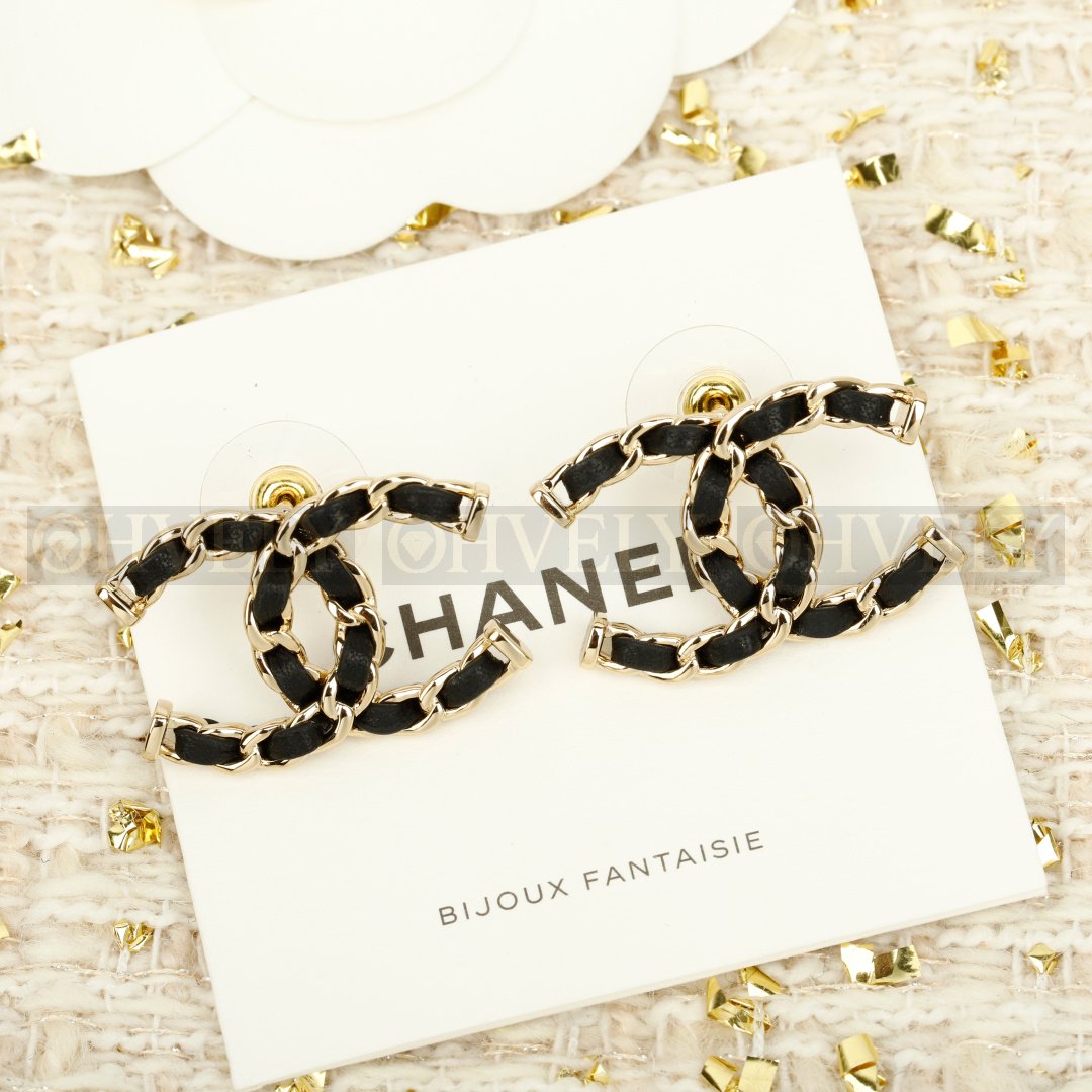샤넬 CHANEL CC 로고 가죽 체인 이어링 상품 썸네일