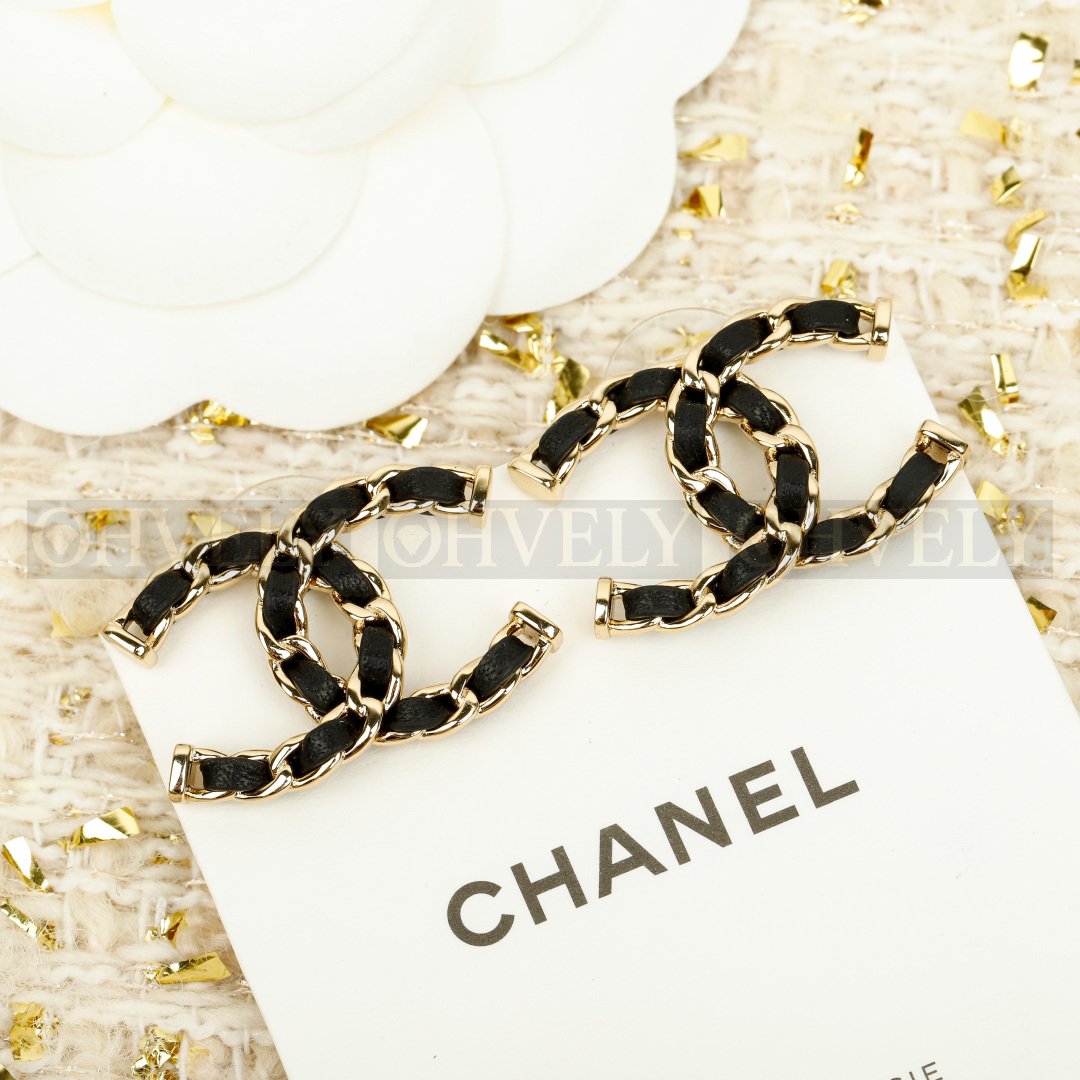 샤넬 CHANEL CC 로고 가죽 체인 이어링 상품 썸네일