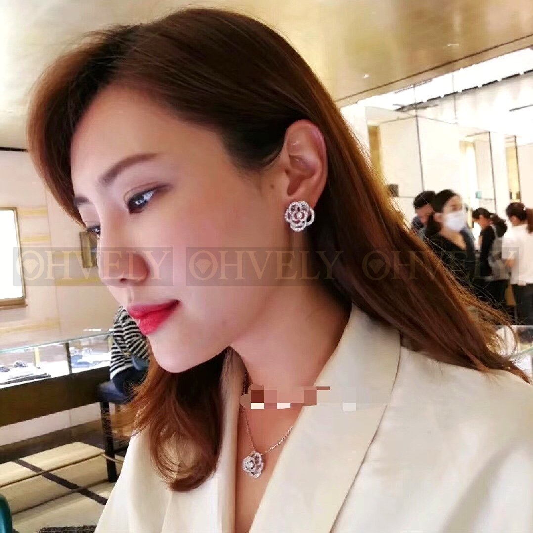 샤넬 CHANEL 필 드 까멜리아 (실버) 상품 썸네일