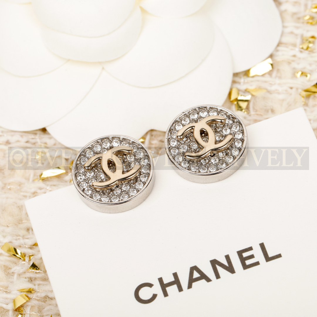 샤넬 CHANEL 크리스탈 파베 라운드 이어링 상품 썸네일
