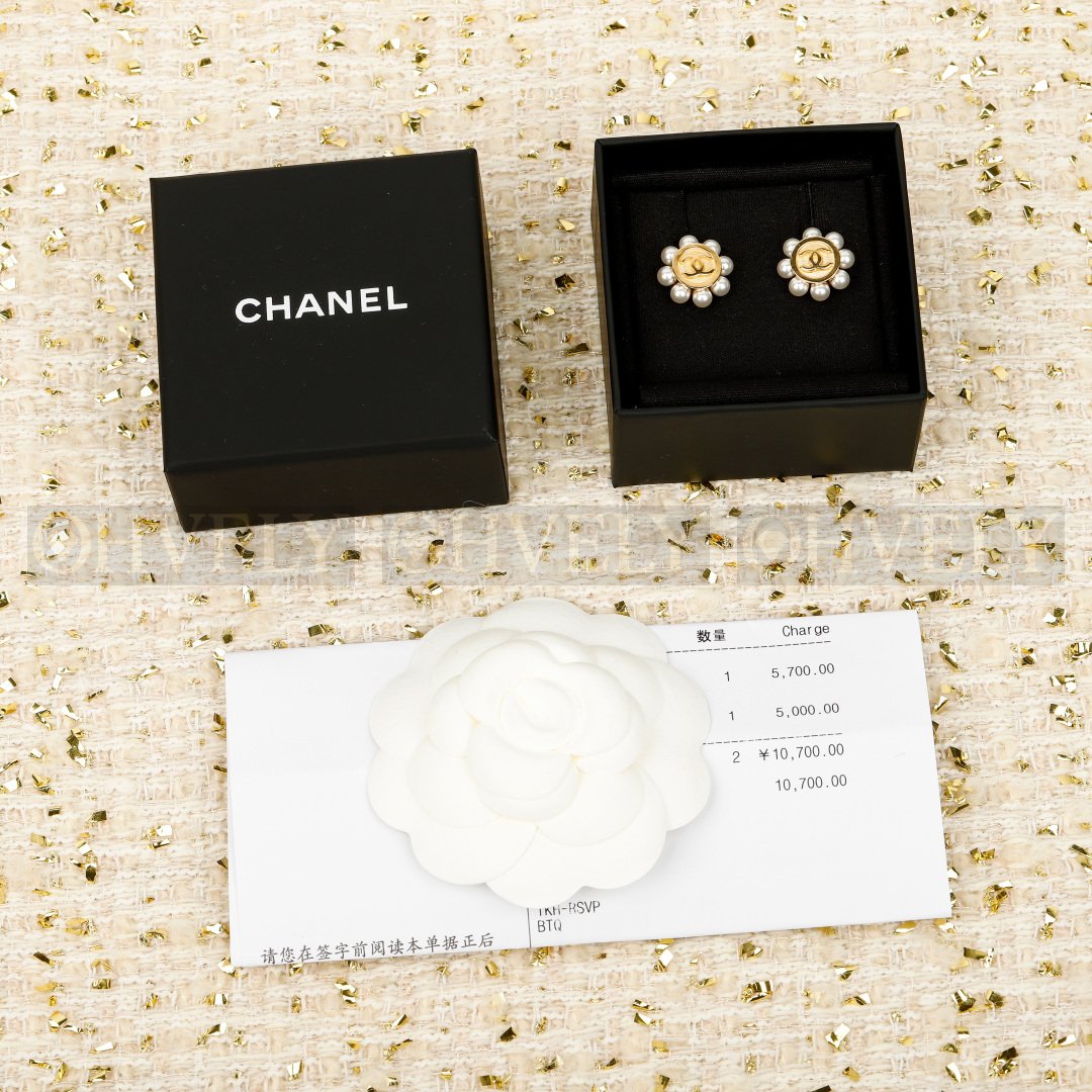샤넬 CHANEL 코스튬 펄 이어링 상품 썸네일