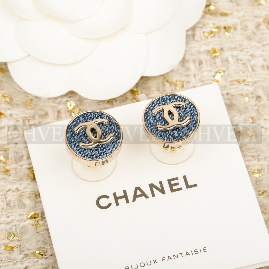 샤넬 CHANEL 데님 CC 로고 스터드 이어링 상품 썸네일