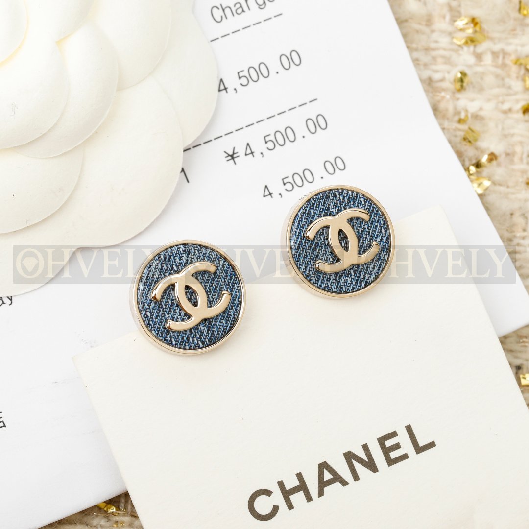 샤넬 CHANEL 데님 CC 로고 스터드 이어링 상품 썸네일