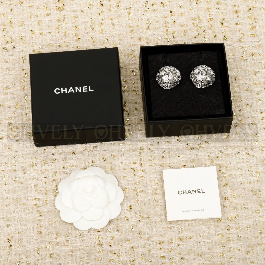샤넬 CHANEL 크리스탈 스타 돔 이어링 상품 썸네일