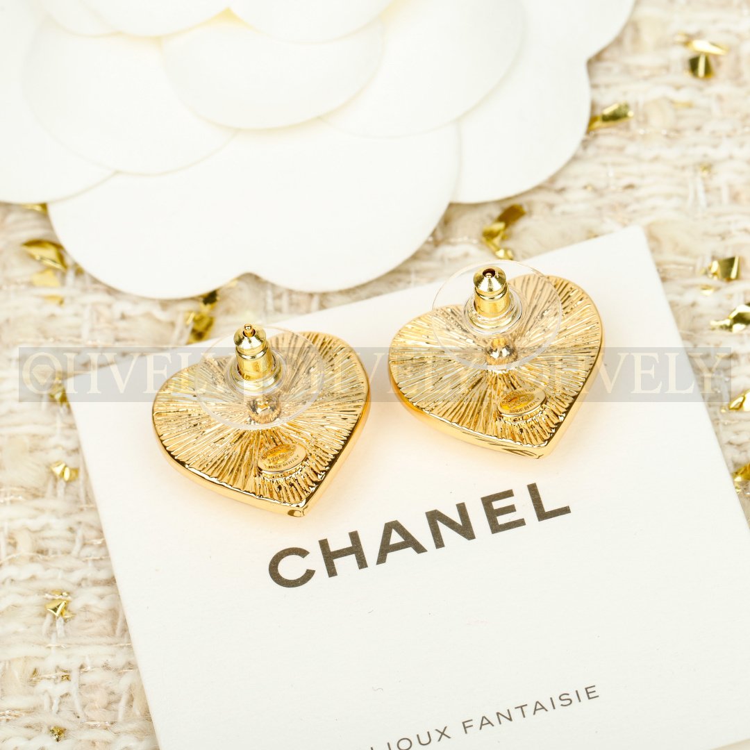 샤넬 CHANEL 크루즈 컬렉션 하트 CC 이어링 (레드) 상품 썸네일