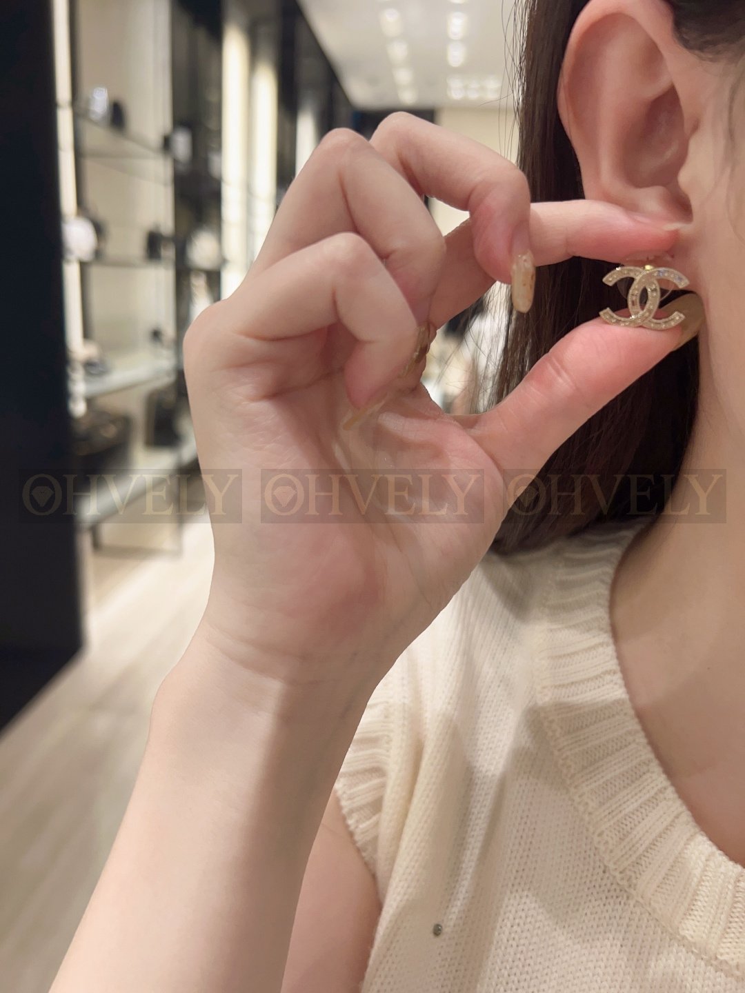 샤넬 CHANEL 해머드 메탈 이어링 상품 썸네일