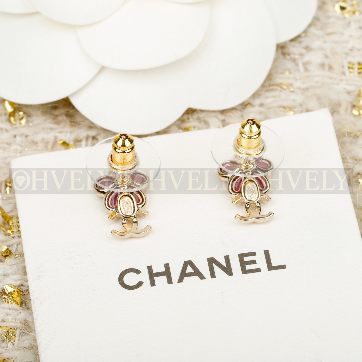 샤넬 CHANEL 크루즈 플라워 CC 로고 스터드 이어링 상품 썸네일