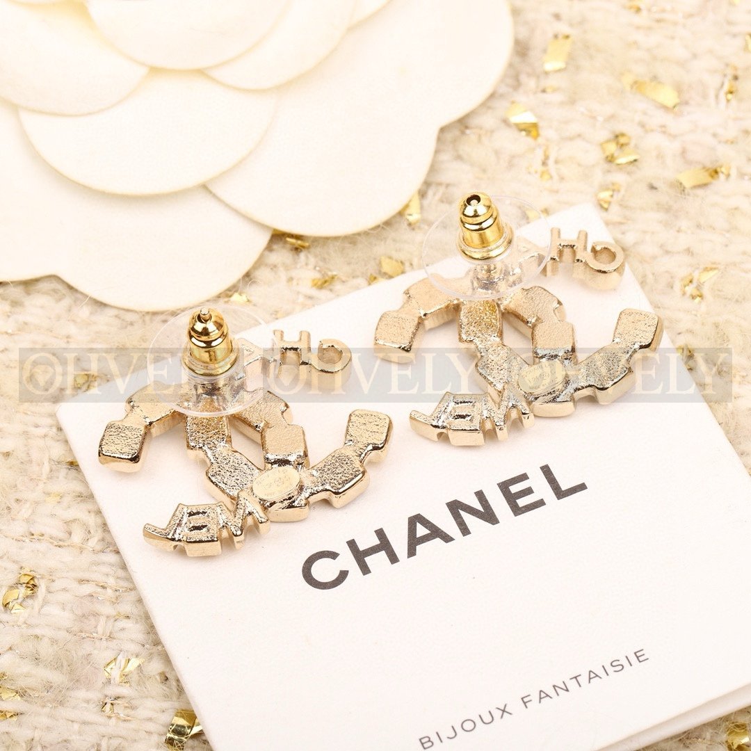 샤넬 CHANEL CC 로고 스톤 & 레터링 이어링 상품 썸네일