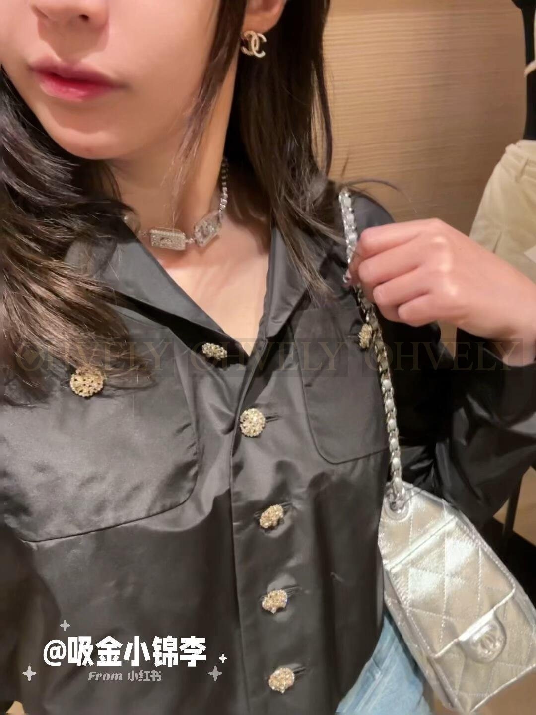 샤넬 CHANEL 데님 크리스탈 반반 CC 로고 귀걸이 (화이트) 상품 썸네일