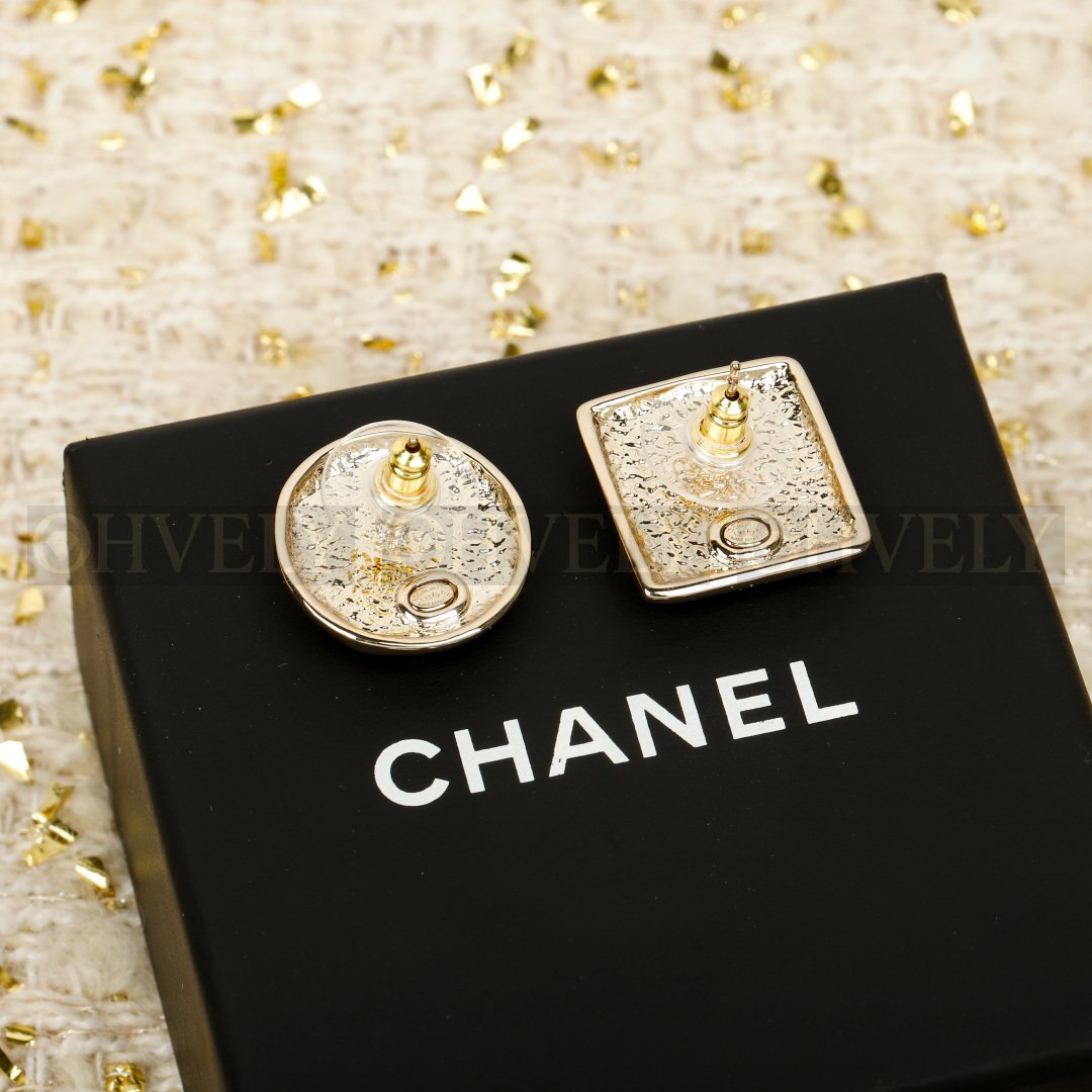 샤넬 CHANEL 비대칭 라운드 & 스퀘어 CC 로고 이어링 (블) 상품 썸네일
