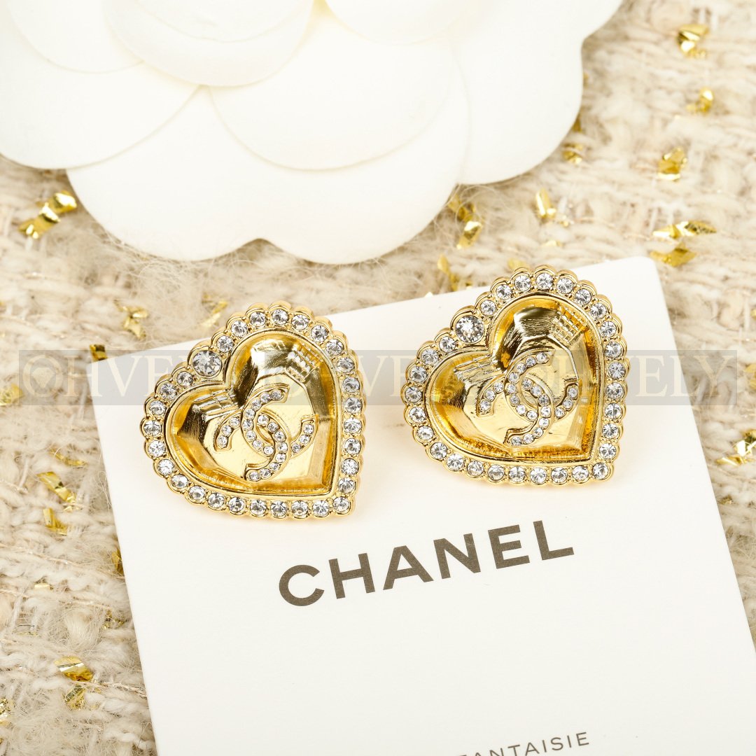 샤넬 CHANEL 하트 크리스탈 귀걸이 상품 썸네일