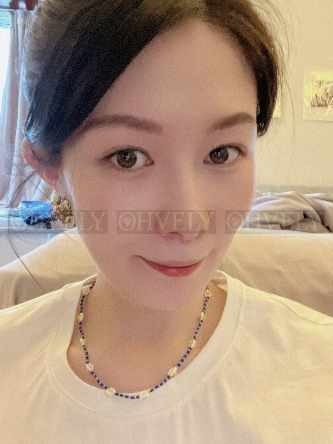 샤넬 CHANEL 22B 하트 CC 로고 메탈 이어링 상품 썸네일