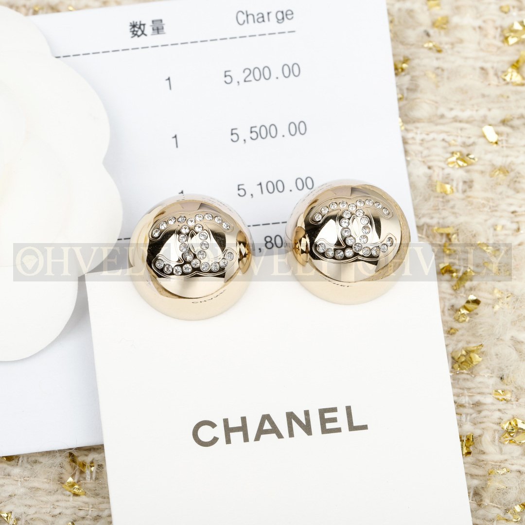 샤넬 CHANEL CC 로고 메탈 스트라스 돔 상품 썸네일