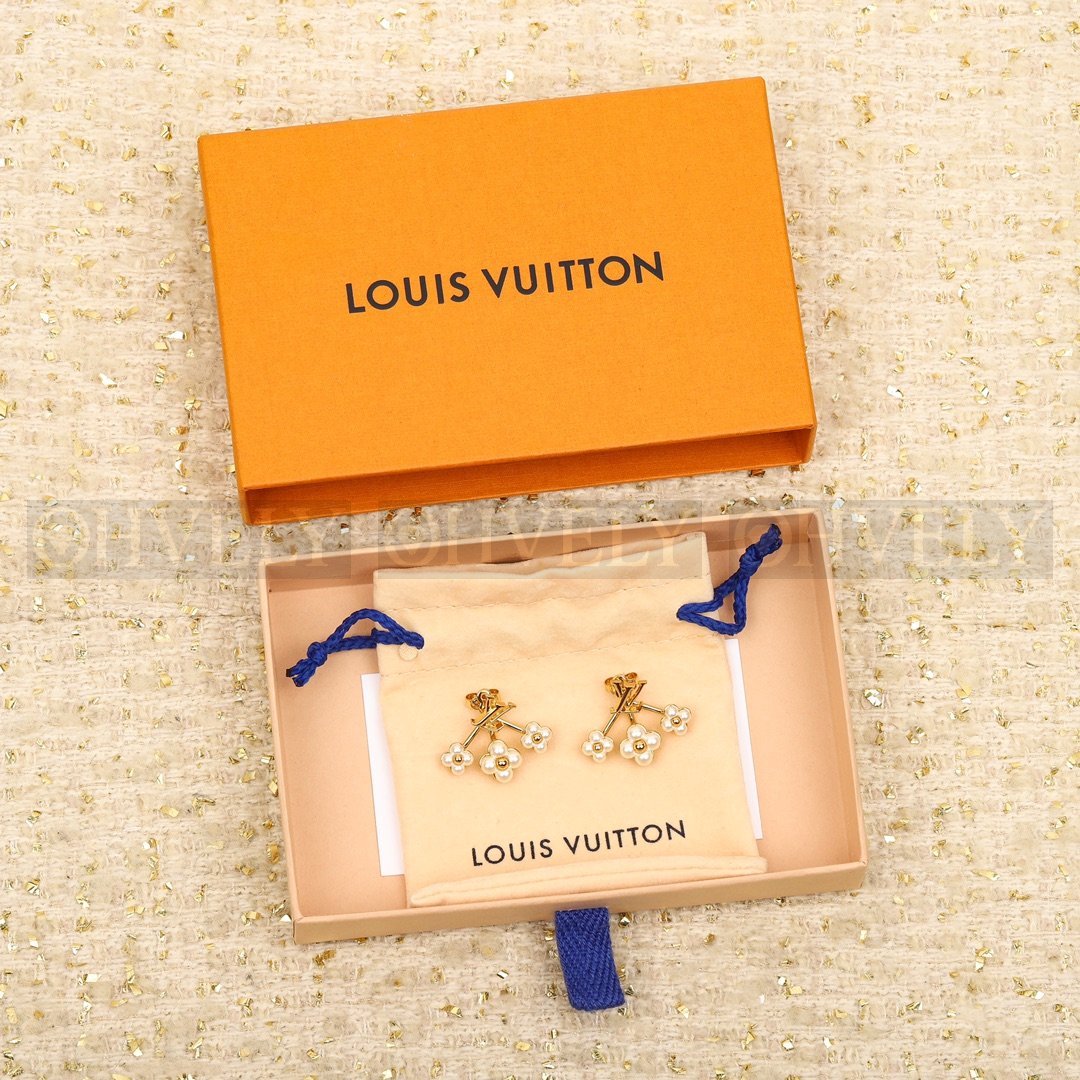 루이비통 Louis Vuitton 북클 드레이유 펄리그램 이어링 상품 썸네일