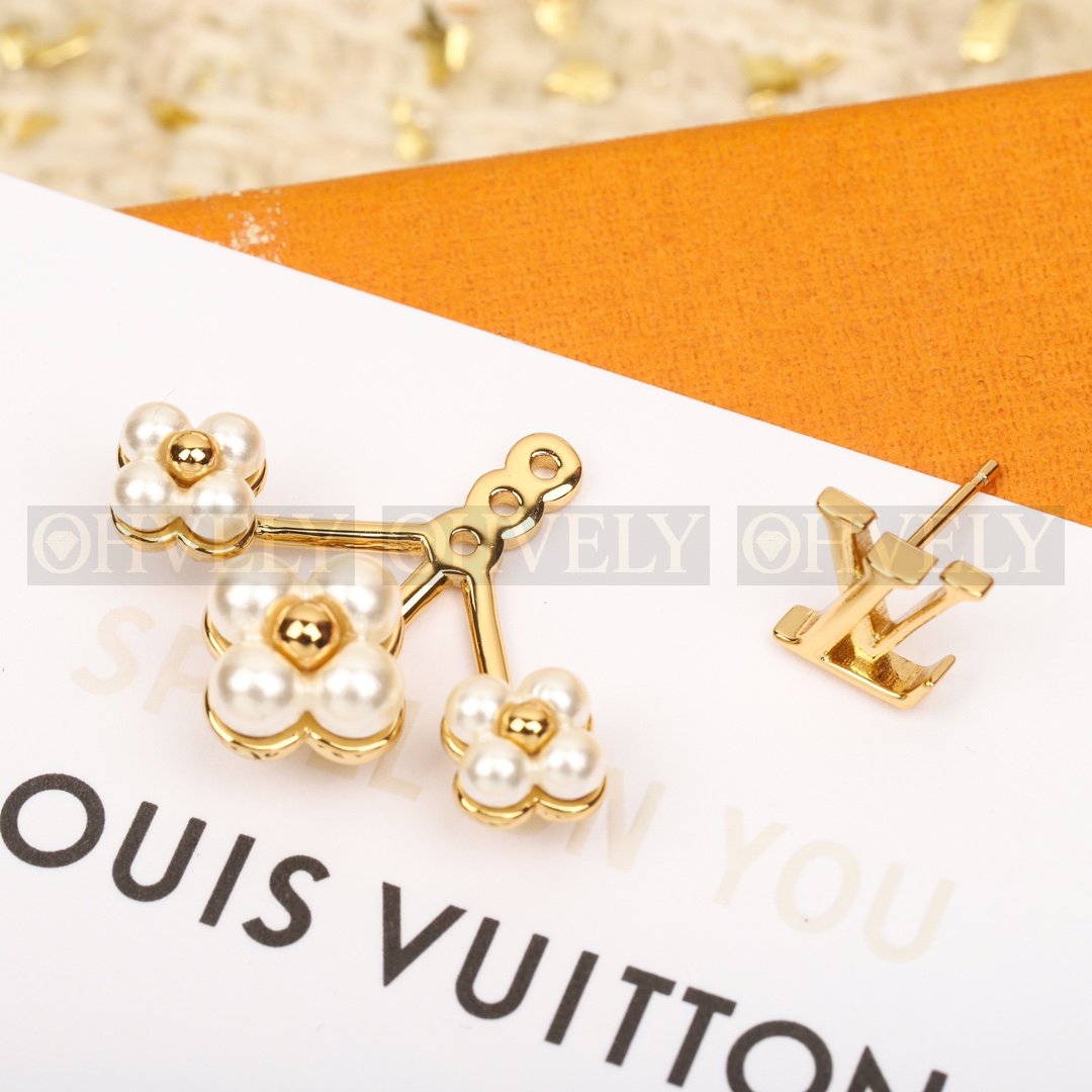루이비통 Louis Vuitton 북클 드레이유 펄리그램 이어링 상품 썸네일