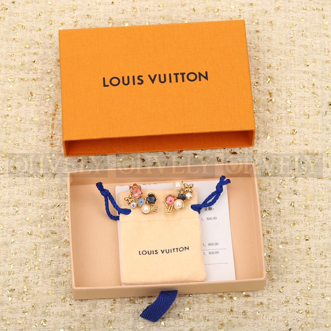 루이비통 Louis Vuitton 북클 드레이유 플라워그램 이어링 상품 썸네일