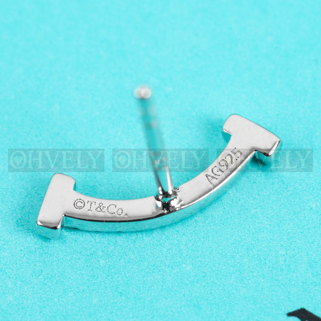 티파니앤코 Tiffany & Co. T 스마일 미니 이어링 상품 썸네일