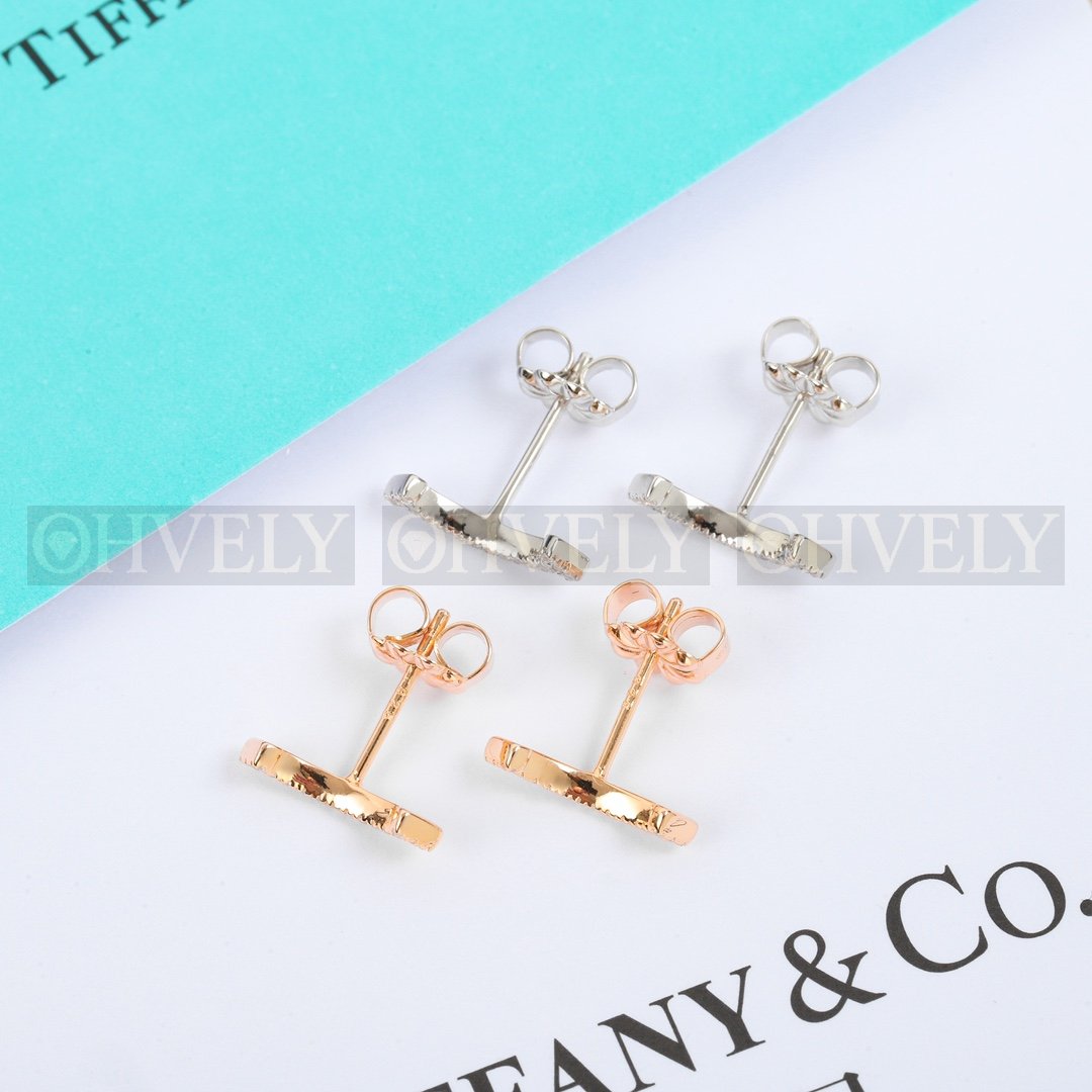 티파니앤코 Tiffany & Co. T 스마일 미니 이어링