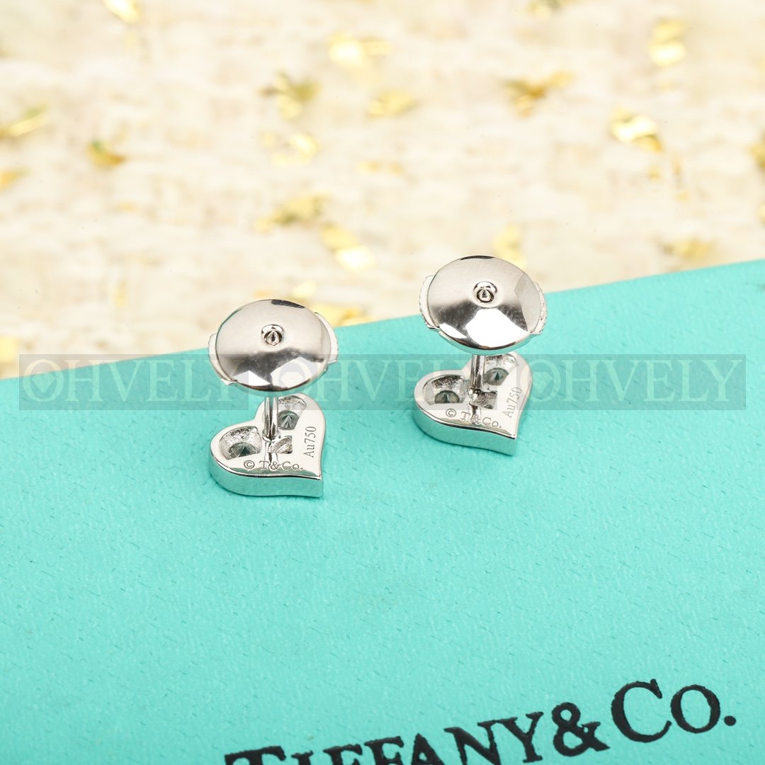 티파니앤코 Tiffany & Co. 센티멘탈 하트 이어링 V2 상품 썸네일