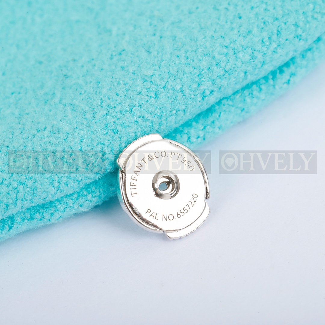 티파니앤코 Tiffany & Co. 솔리테어 다이아몬드 스터드 이어링 상품 썸네일