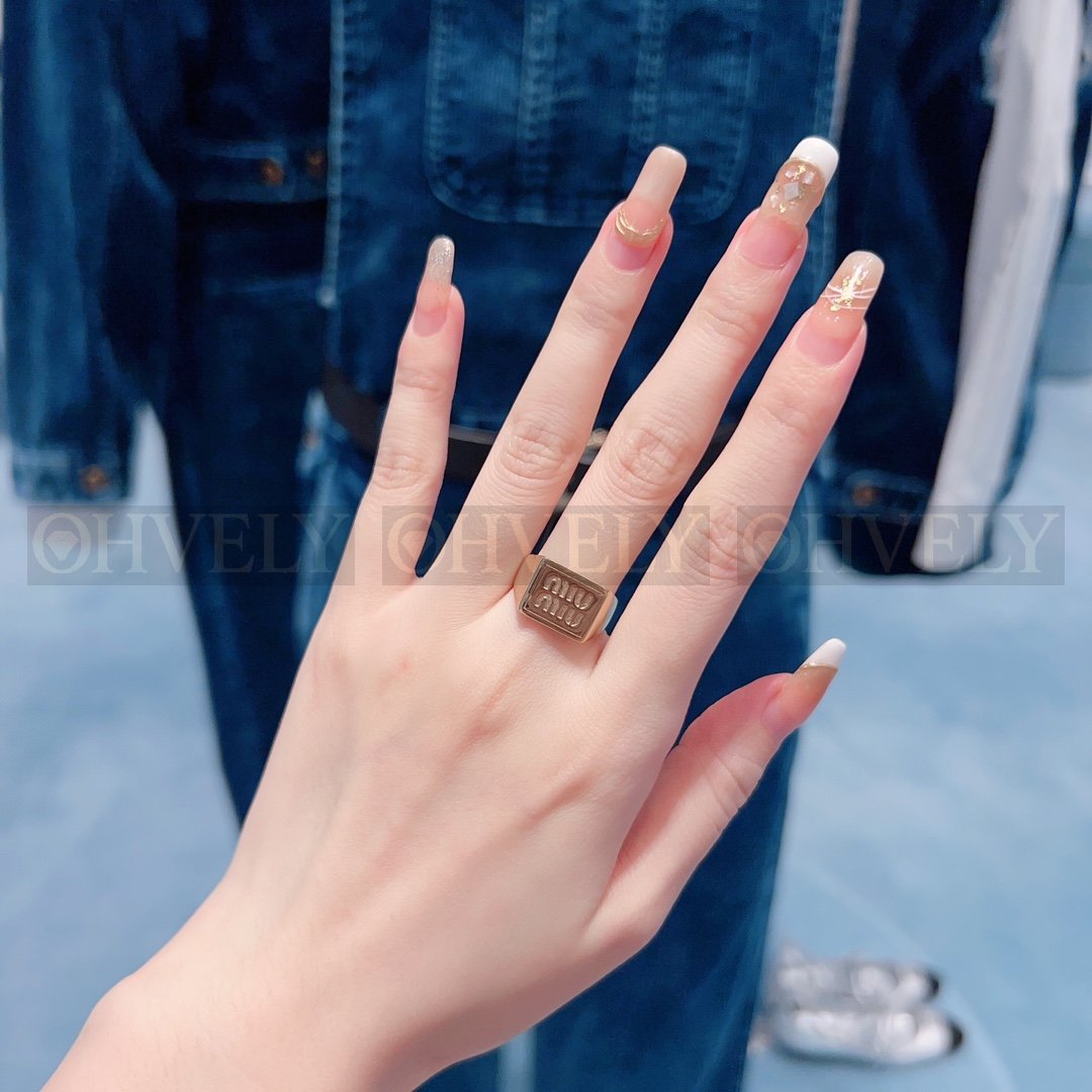 미우미우 Miu Miu 메탈 링 상품 썸네일
