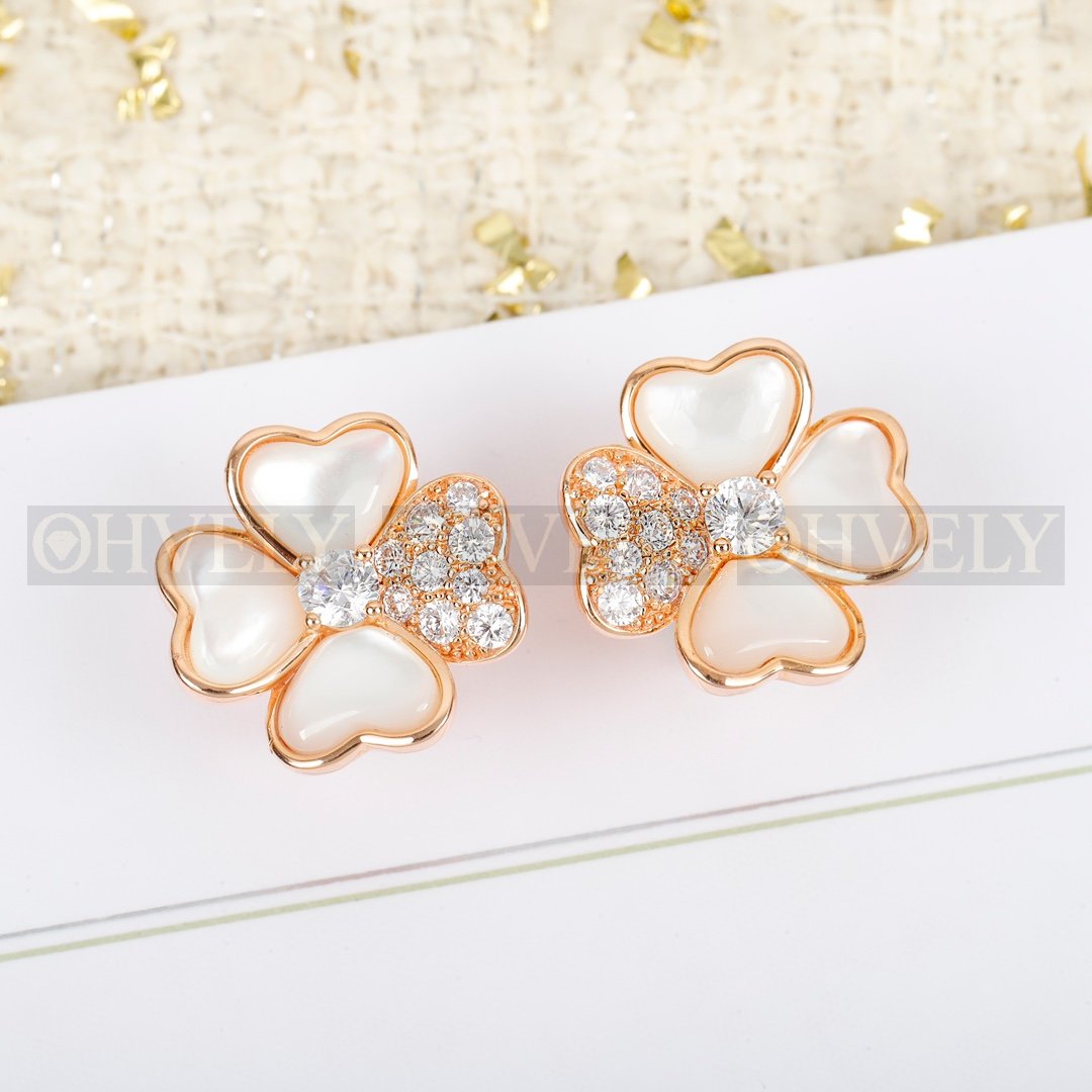 반클리프 아펠 Van Cleef & Arpels 코스모스 진주 이어링 상품 썸네일