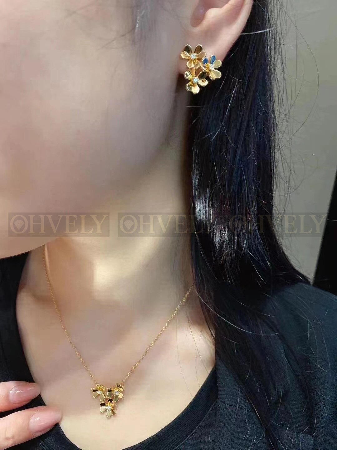 반클리프 아펠 Van Cleef & Arpels 프리볼(Frivole) 이어링 ( 로즈골드, 골드 ) 상품 썸네일