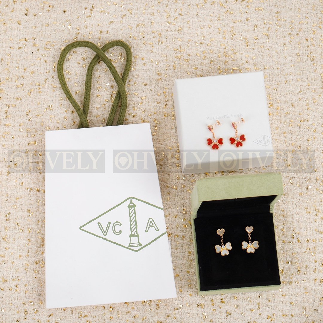 반클리프 아펠 Van Cleef & Arpels 럭키 알함브라 이어링 ( 레드, 화이트 ) 상품 썸네일