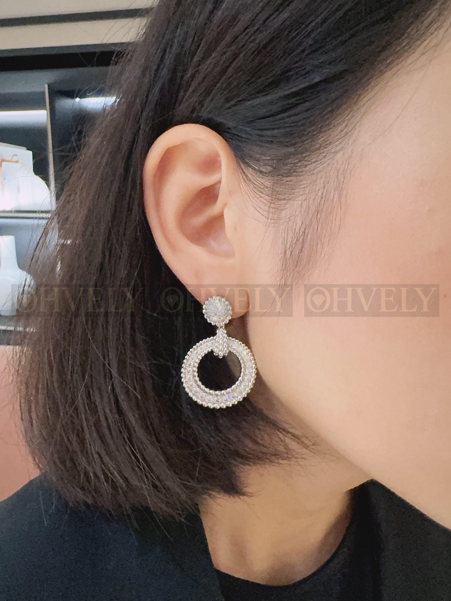 반클리프 아펠 Van Cleef & Arpels 뻬를리 다이아몬드 이어링 ( 실버, 골드, 로즈골드 ) 상품 썸네일