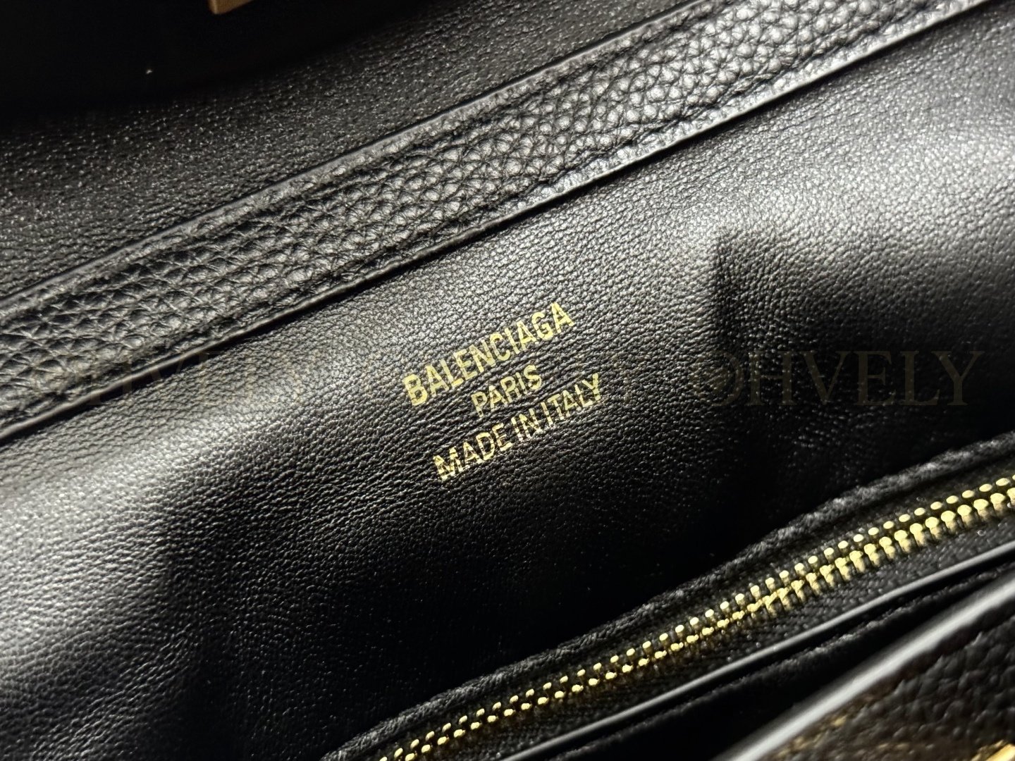 Balenciaga Rodeo 미디움백(블랙)금장 상품 썸네일