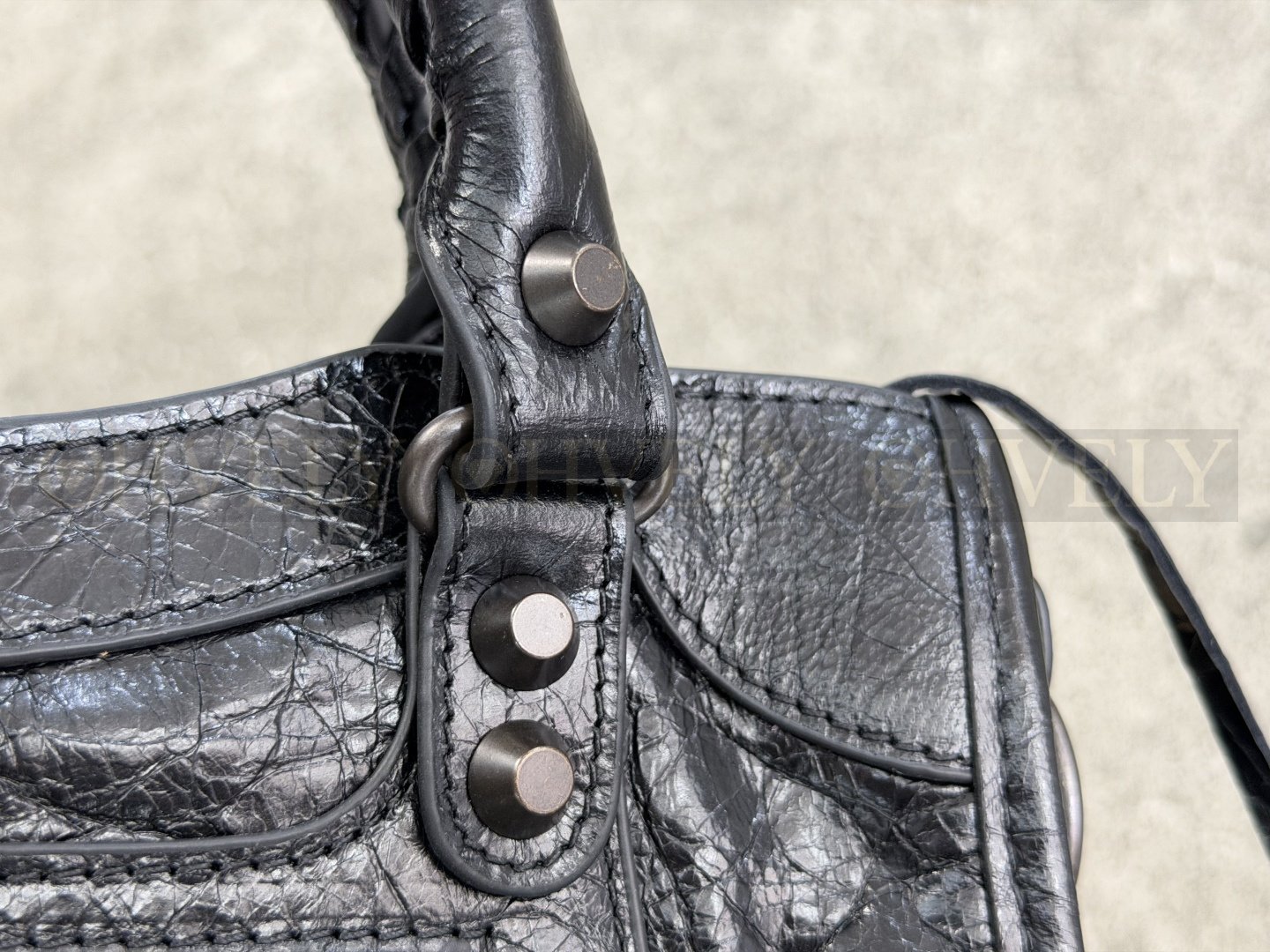 Balenciaga Le city 스몰백(블랙)브라스장식 상품 썸네일