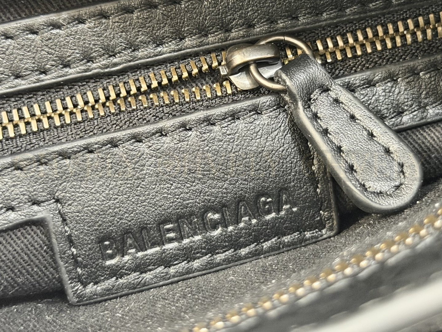 Balenciaga Le city 미디엄백(블랙)브라스장식 상품 썸네일