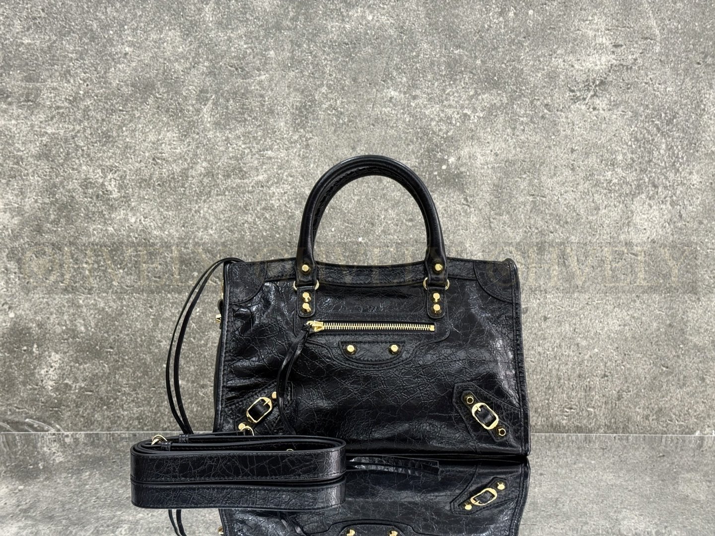 Balenciaga Le city 스몰백(블랙)골드버클 상품 썸네일