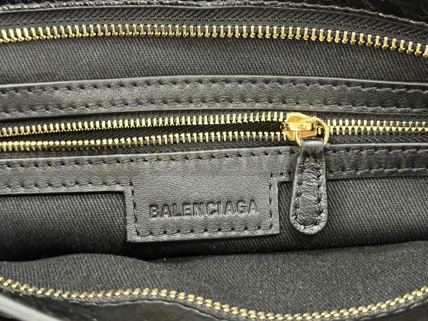 Balenciaga Le city 미디엄백(블랙)골드버클 상품 썸네일