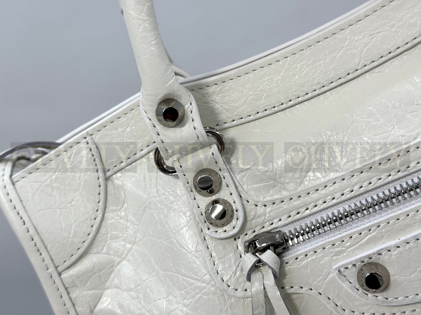 Balenciaga Le city 스몰백(화이트)실버버클 상품 썸네일