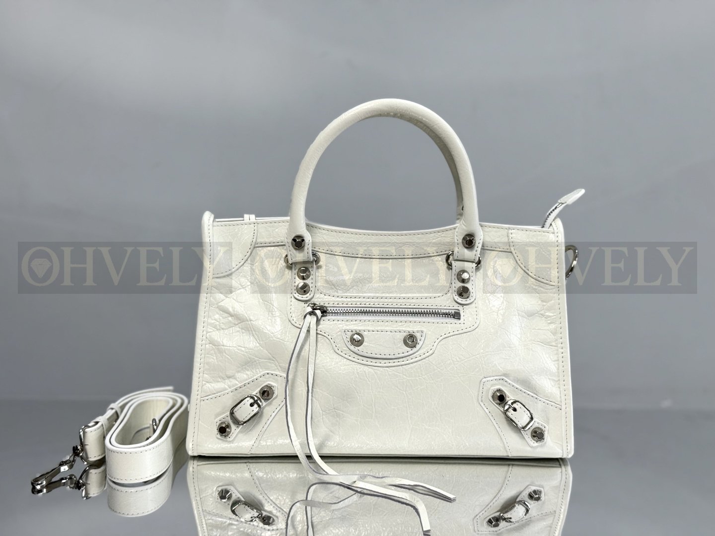 Balenciaga Le city 미디엄백(화이트)실버버클