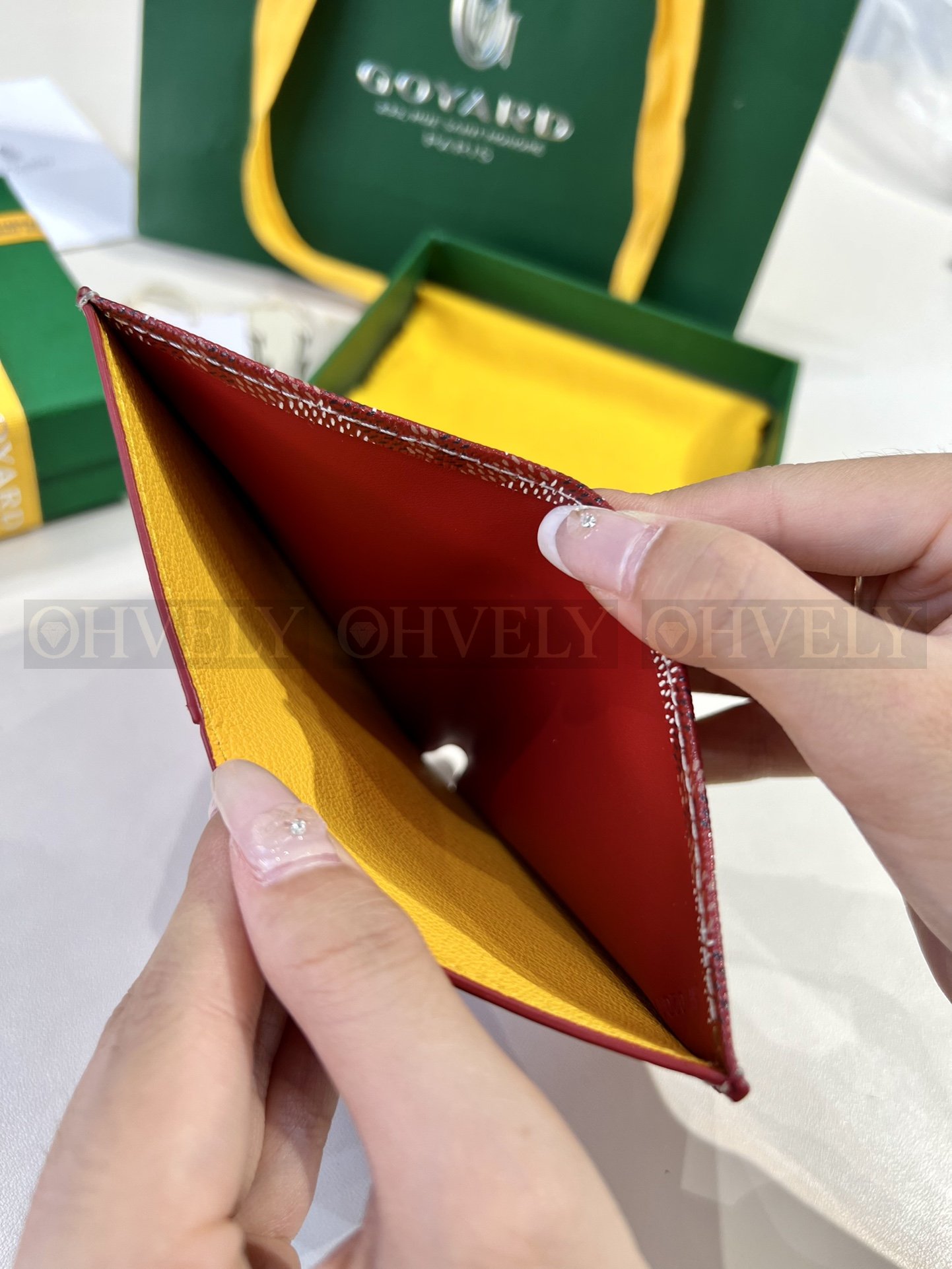 GOYARD 고야드 인서트 빅투아르 카드 홀더 레드&옐로우 상품 썸네일